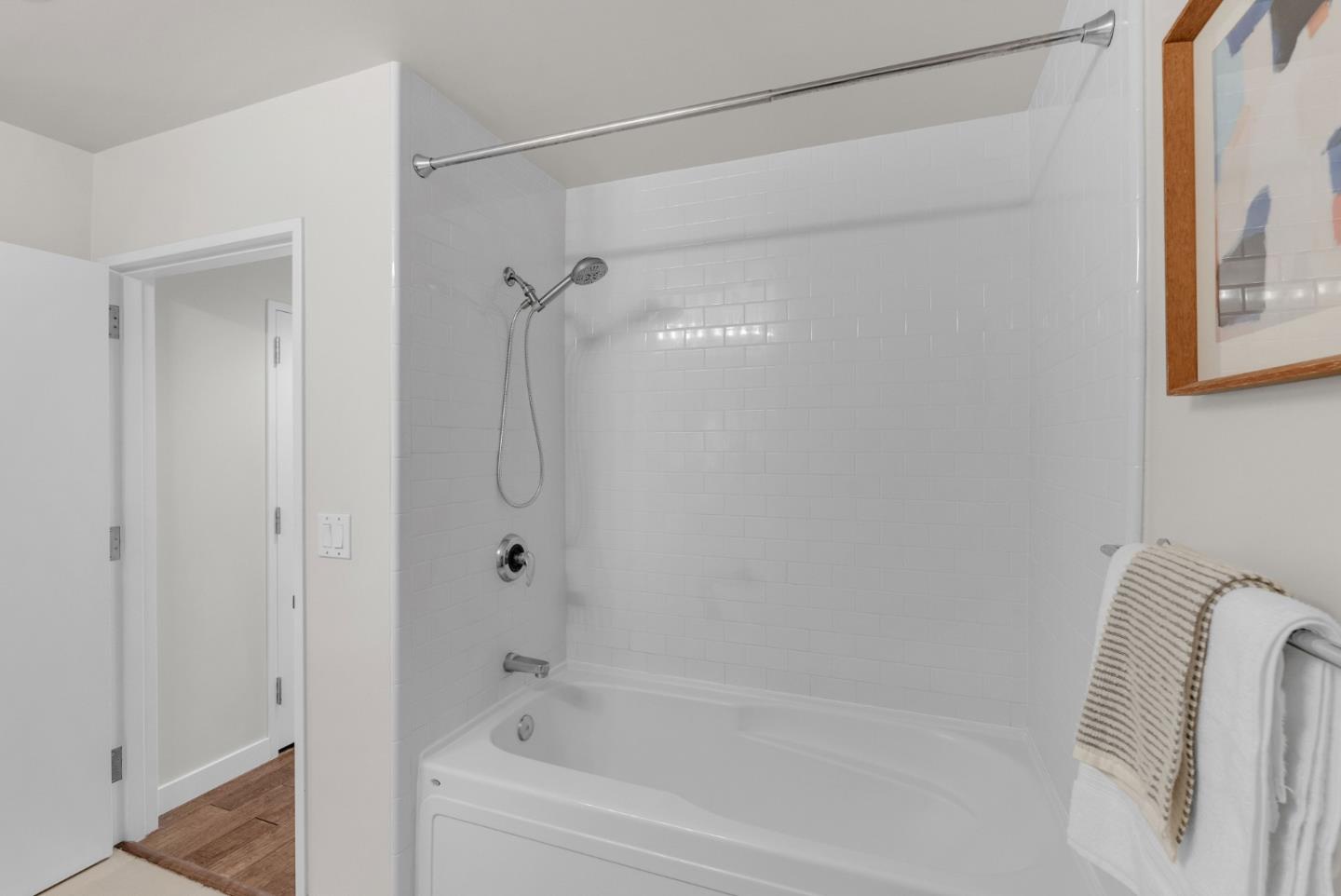 Detail Gallery Image 17 of 32 For 38 N Almaden Blvd #705,  San Jose,  CA 95110 - 1 Beds | 1 Baths