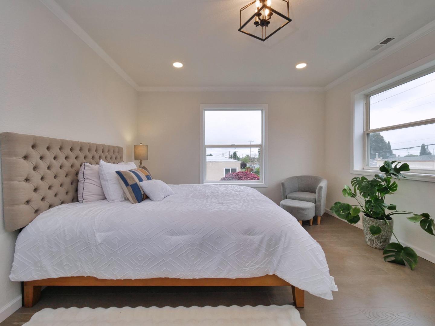 Detail Gallery Image 97 of 114 For 3000 56th Ave, Oakland,  CA 94605 - 4 Beds | 3 Baths