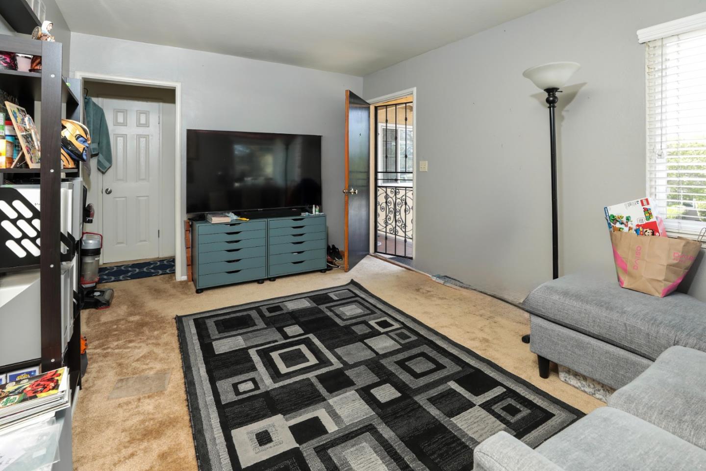 Detail Gallery Image 11 of 28 For 494 Dover Way, Campbell,  CA 95008 - – Beds | – Baths