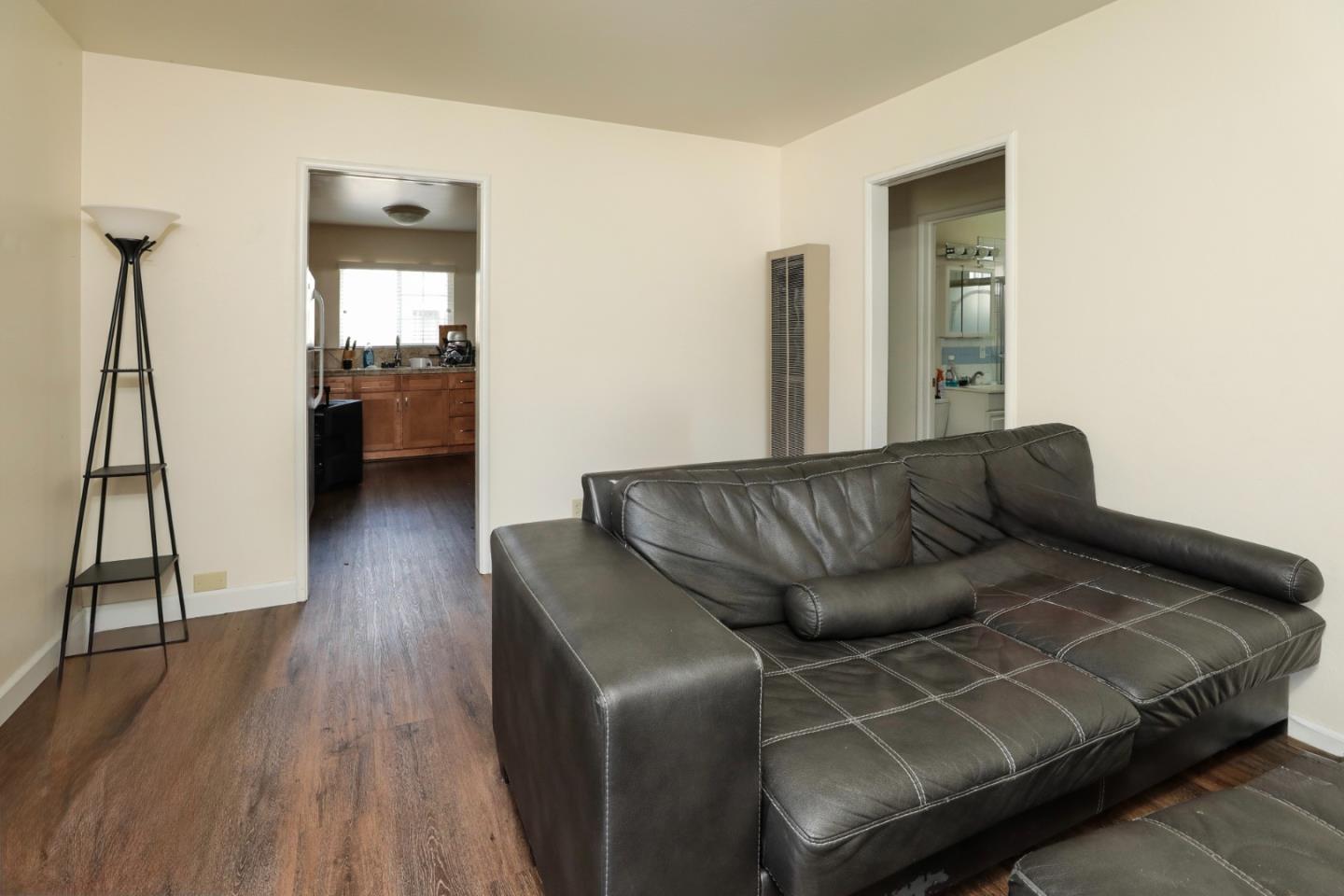 Detail Gallery Image 24 of 28 For 494 Dover Way, Campbell,  CA 95008 - – Beds | – Baths