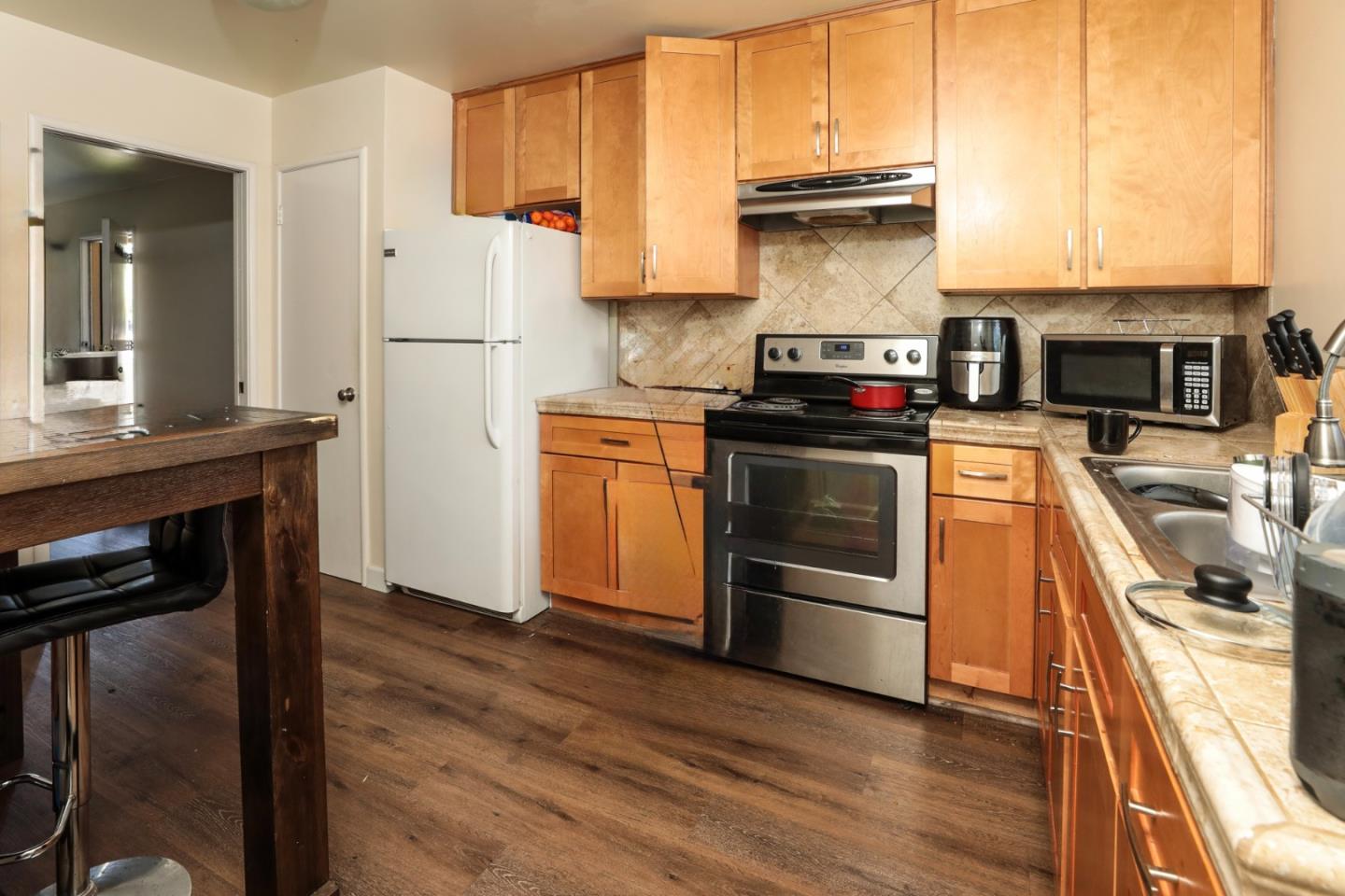 Detail Gallery Image 26 of 28 For 494 Dover Way, Campbell,  CA 95008 - – Beds | – Baths