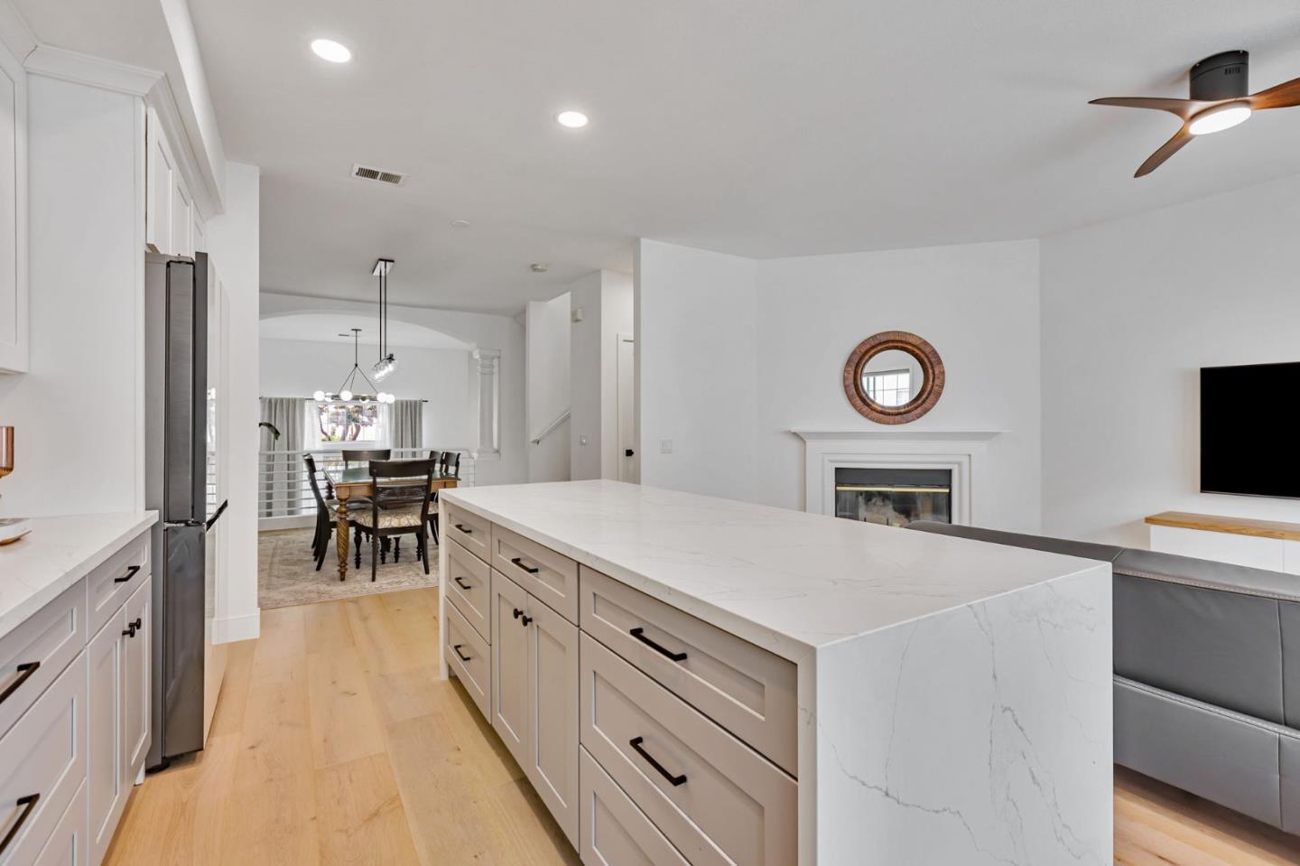 Detail Gallery Image 7 of 40 For 1169 Silver Shadow Dr, San Jose,  CA 95120 - 3 Beds | 2/1 Baths