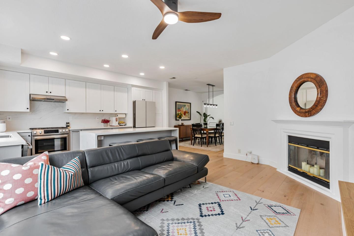 Detail Gallery Image 8 of 40 For 1169 Silver Shadow Dr, San Jose,  CA 95120 - 3 Beds | 2/1 Baths