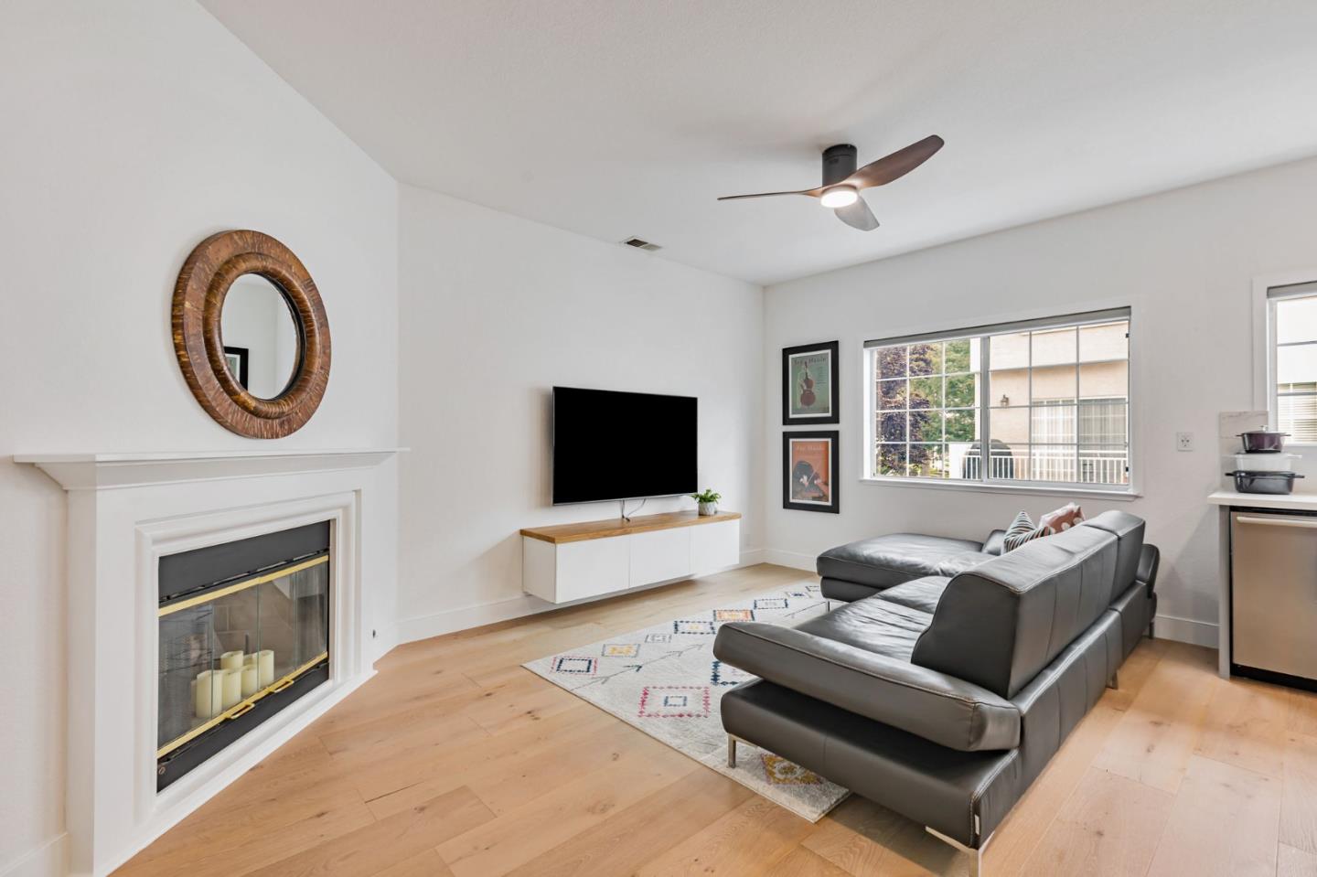 Detail Gallery Image 9 of 40 For 1169 Silver Shadow Dr, San Jose,  CA 95120 - 3 Beds | 2/1 Baths