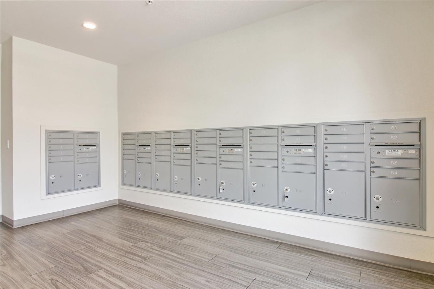 Detail Gallery Image 6 of 82 For 5933 Sunstone Dr #220,  San Jose,  CA 95123 - 2 Beds | 2 Baths