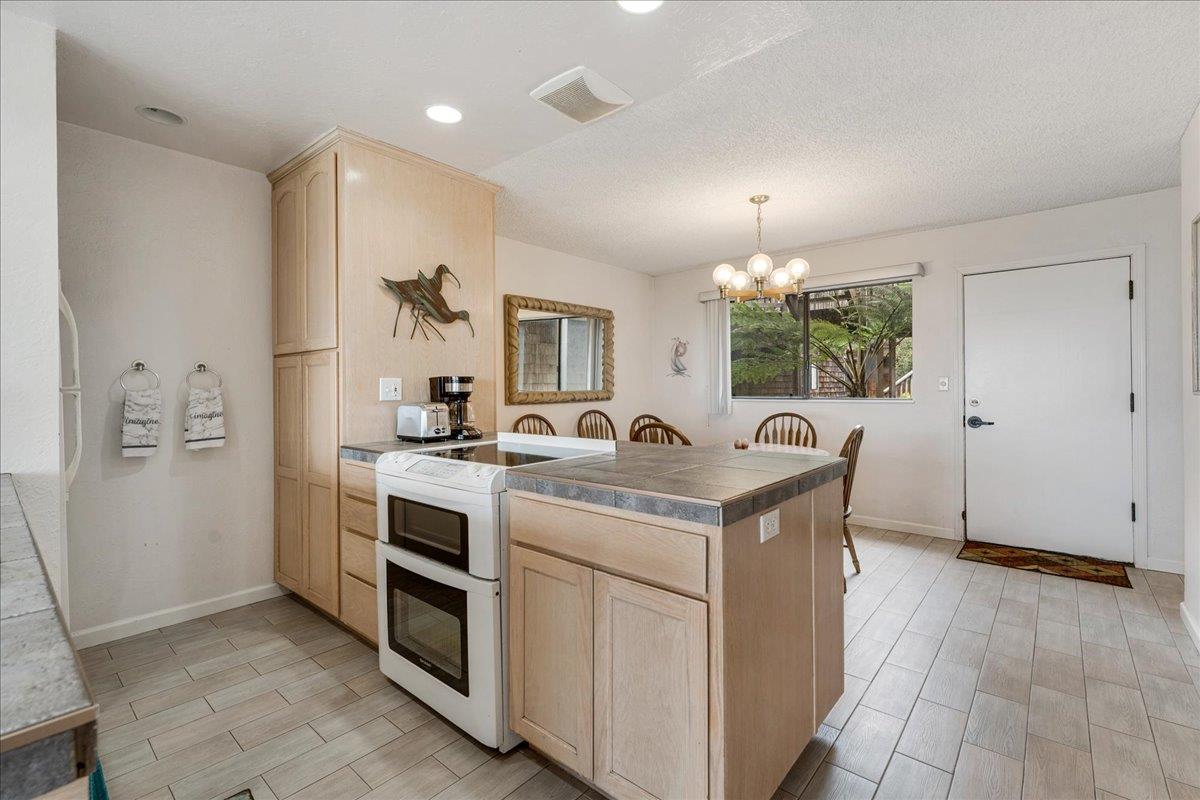 Detail Gallery Image 6 of 27 For 101 Shell Dr #70,  Watsonville,  CA 95076 - 2 Beds | 2 Baths