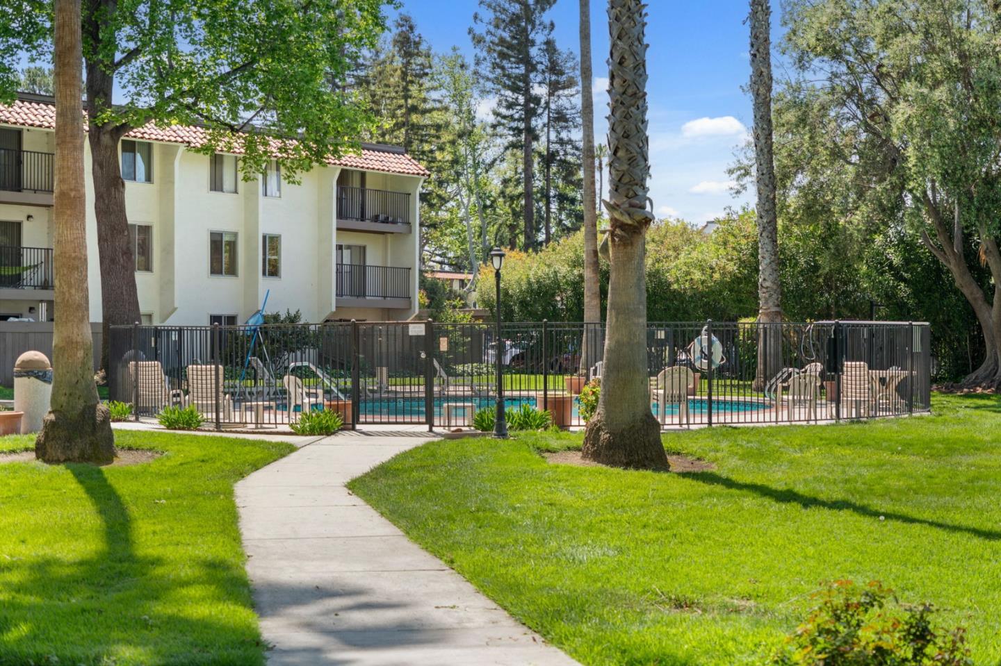 Detail Gallery Image 18 of 32 For 1720 Halford Ave #131,  Santa Clara,  CA 95051 - 2 Beds | 2 Baths
