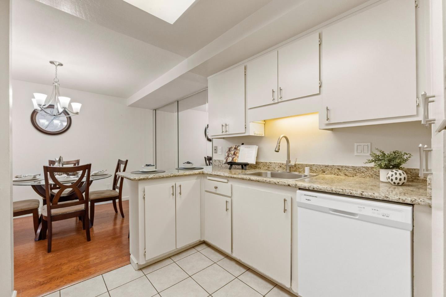 Detail Gallery Image 7 of 32 For 1720 Halford Ave #131,  Santa Clara,  CA 95051 - 2 Beds | 2 Baths