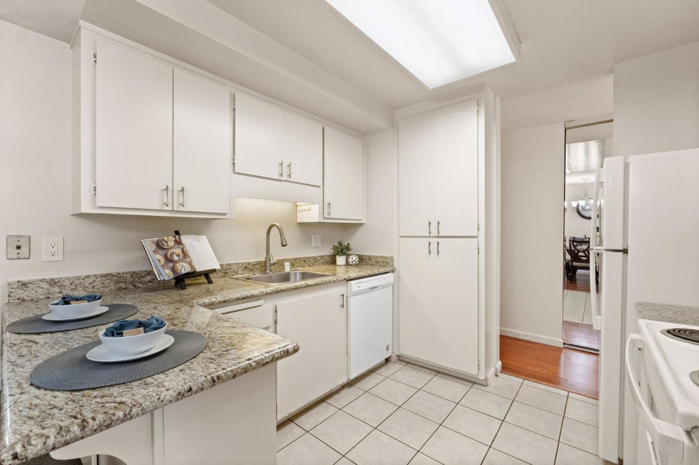 Detail Gallery Image 8 of 32 For 1720 Halford Ave #131,  Santa Clara,  CA 95051 - 2 Beds | 2 Baths