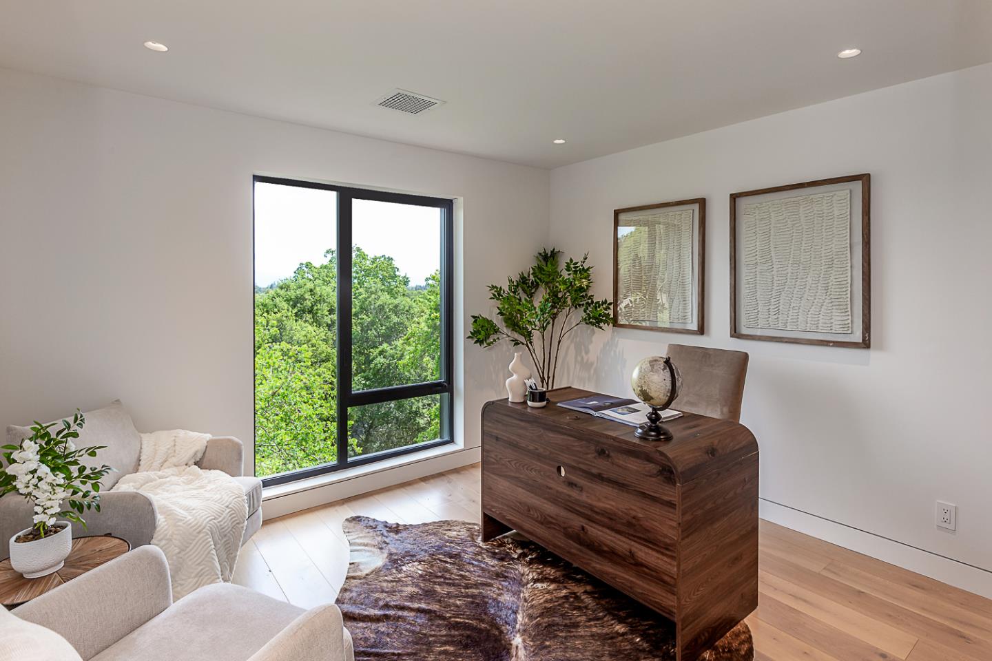 Detail Gallery Image 21 of 68 For 26896 Alejandro Dr, Los Altos Hills,  CA 94022 - 4 Beds | 3 Baths