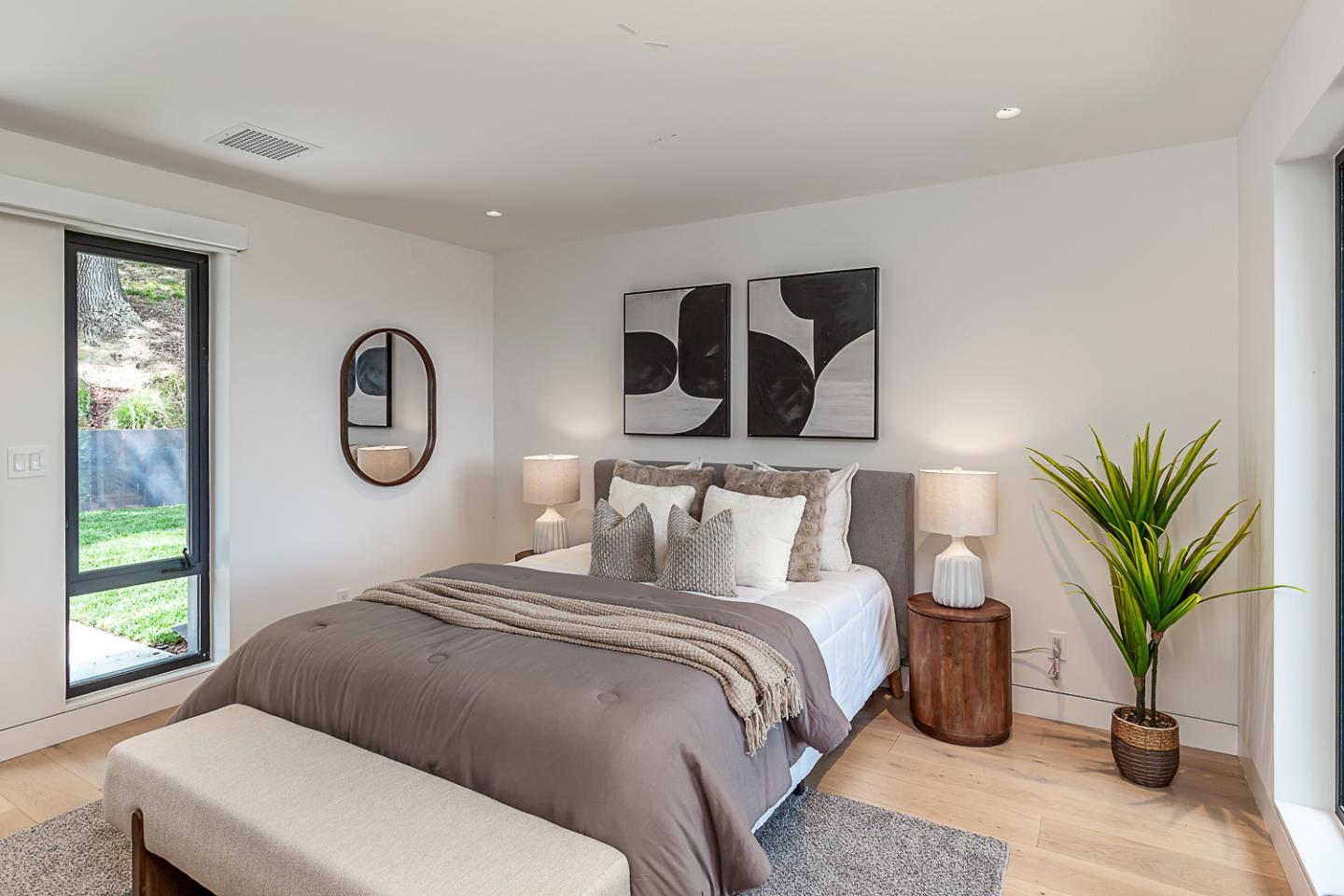 Detail Gallery Image 24 of 68 For 26896 Alejandro Dr, Los Altos Hills,  CA 94022 - 4 Beds | 3 Baths