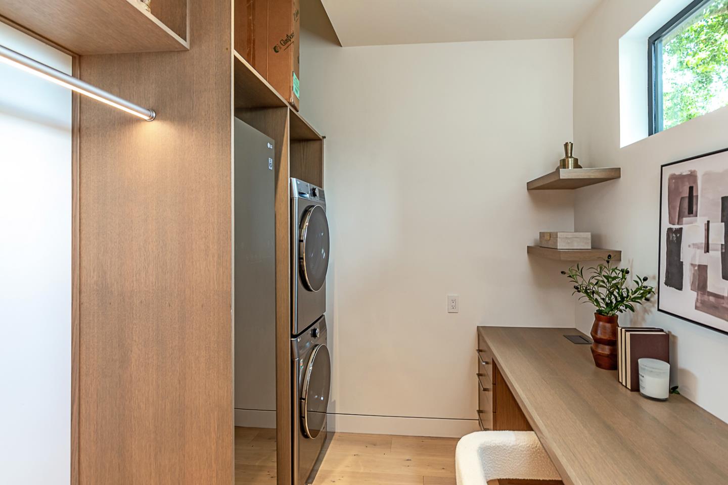 Detail Gallery Image 47 of 68 For 26896 Alejandro Dr, Los Altos Hills,  CA 94022 - 4 Beds | 3 Baths