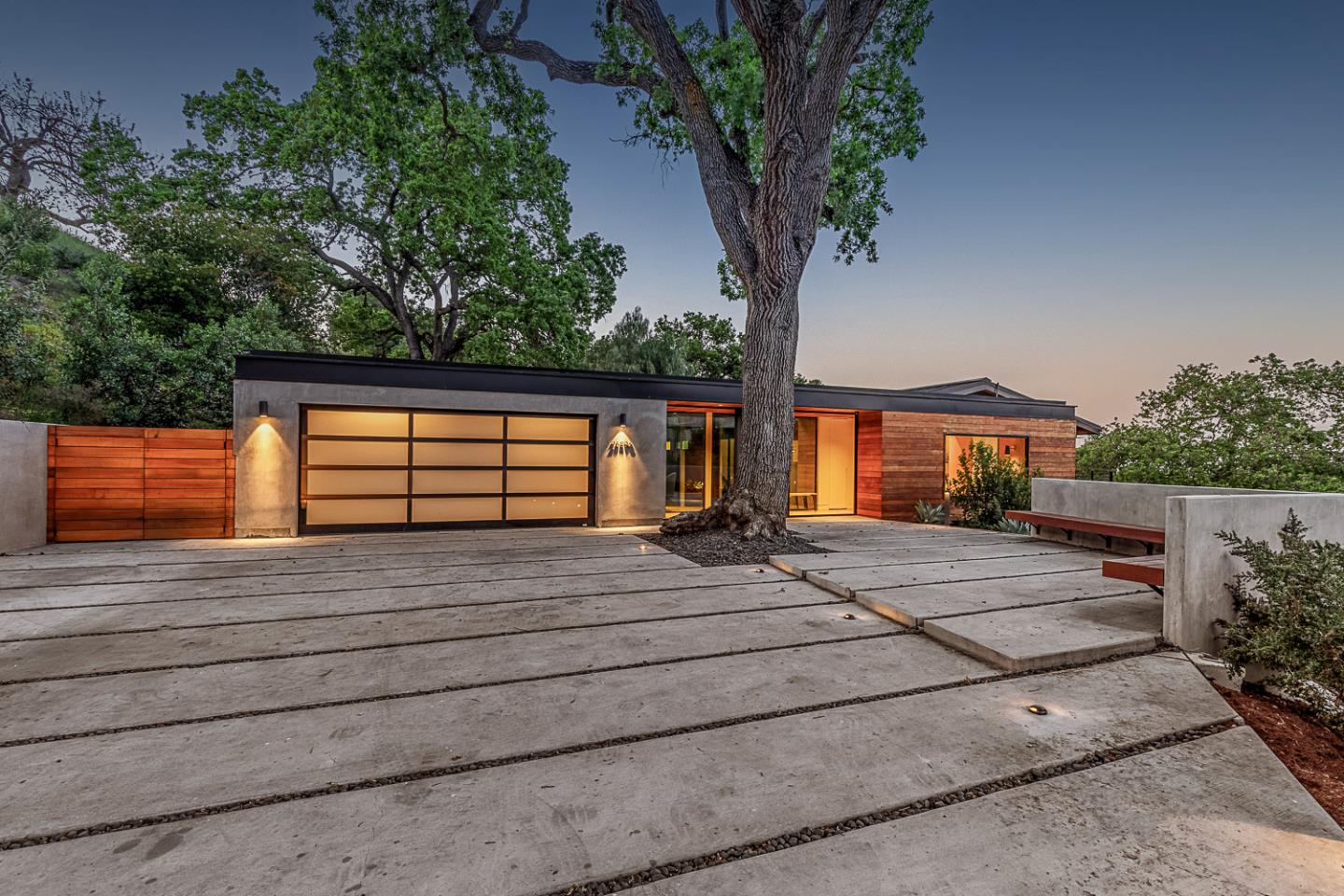 Detail Gallery Image 5 of 68 For 26896 Alejandro Dr, Los Altos Hills,  CA 94022 - 4 Beds | 3 Baths