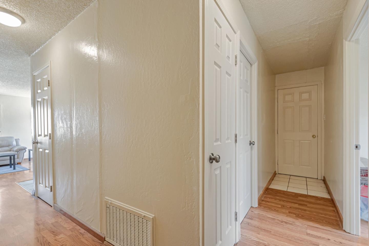 Detail Gallery Image 17 of 34 For 263 Vineyard Dr, San Jose,  CA 95119 - 5 Beds | 3 Baths