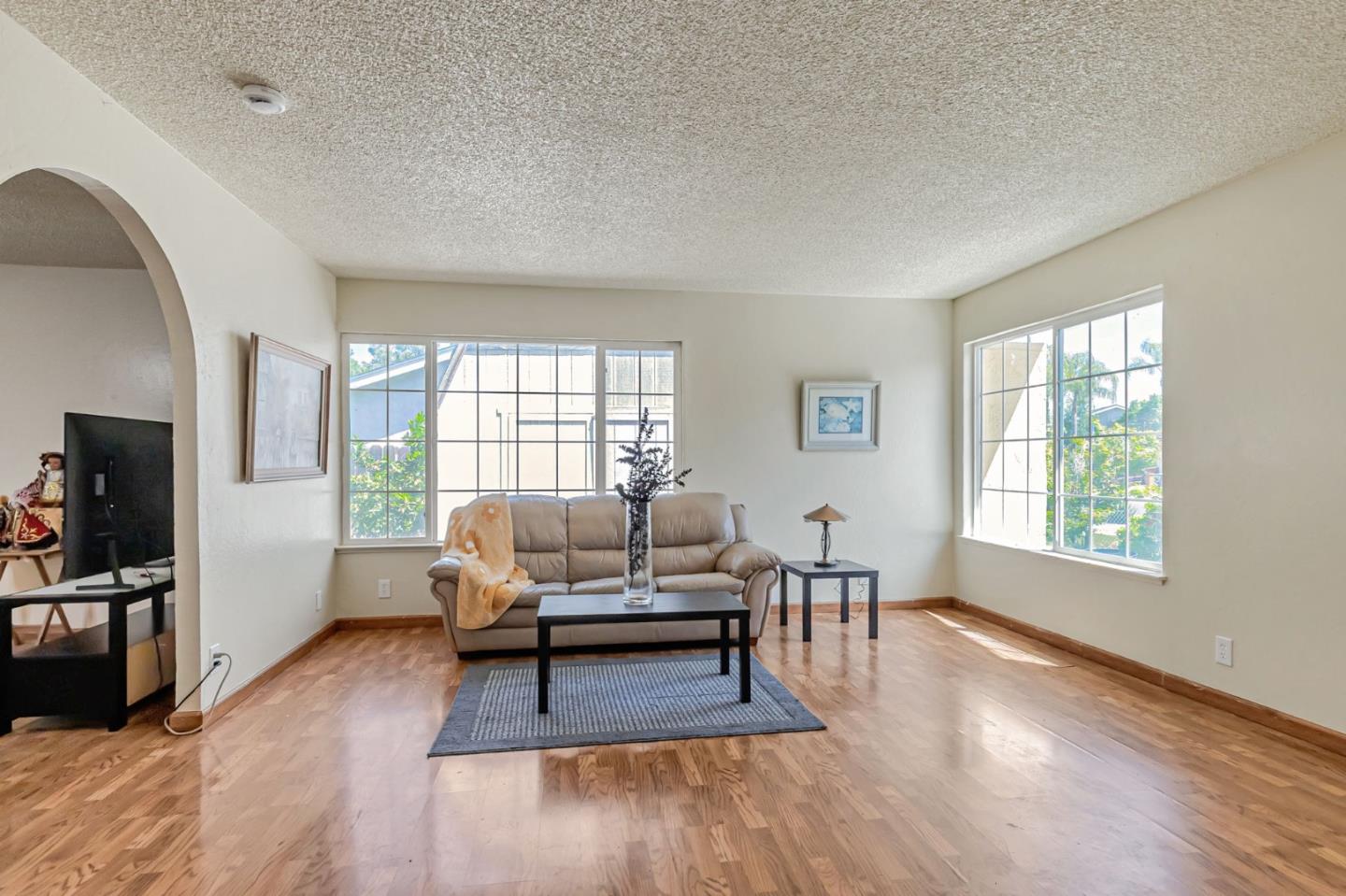 Detail Gallery Image 5 of 34 For 263 Vineyard Dr, San Jose,  CA 95119 - 5 Beds | 3 Baths