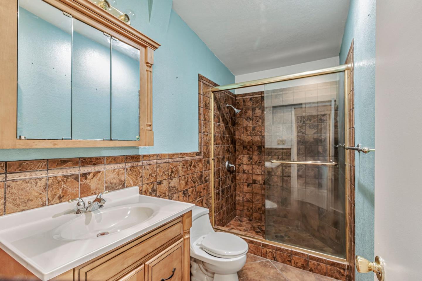 Detail Gallery Image 15 of 21 For 3443 Holly Dr, San Jose,  CA 95127 - 3 Beds | 2 Baths