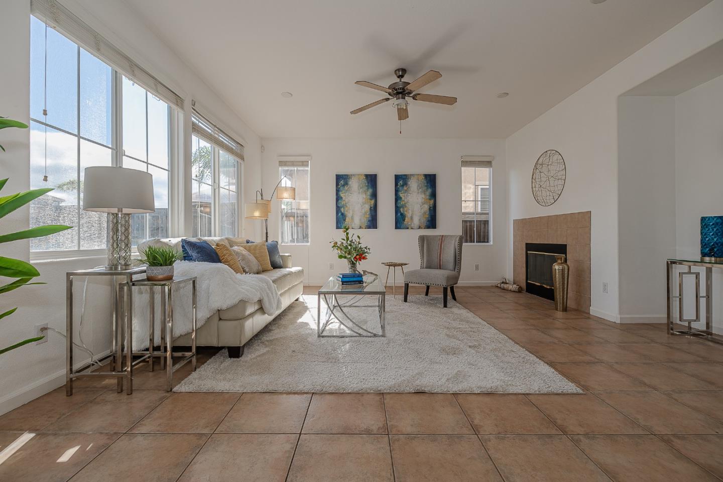 Detail Gallery Image 15 of 46 For 1270 Okeefe Ct, Gilroy,  CA 95020 - 4 Beds | 2/1 Baths