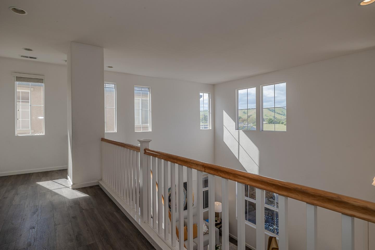Detail Gallery Image 27 of 46 For 1270 Okeefe Ct, Gilroy,  CA 95020 - 4 Beds | 2/1 Baths