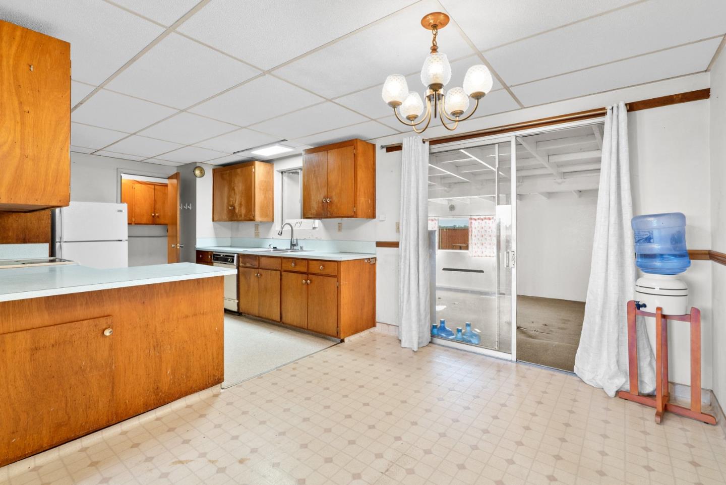 Detail Gallery Image 11 of 36 For 11 Struve Rd, Moss Landing,  CA 95039 - 3 Beds | 1/1 Baths