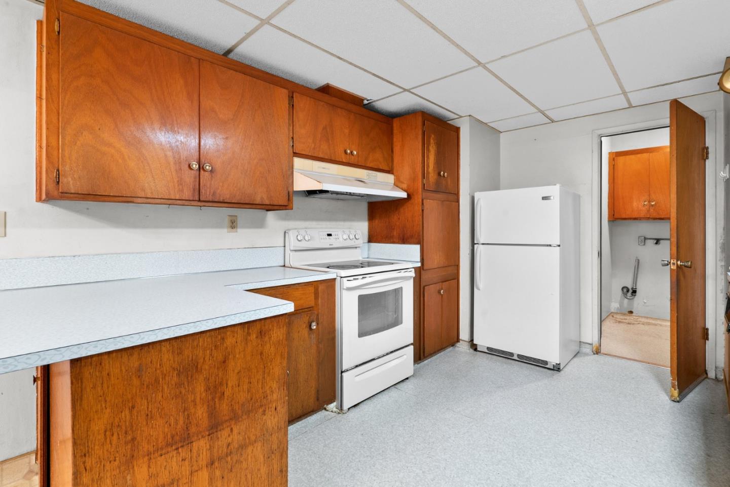 Detail Gallery Image 14 of 36 For 11 Struve Rd, Moss Landing,  CA 95039 - 3 Beds | 1/1 Baths