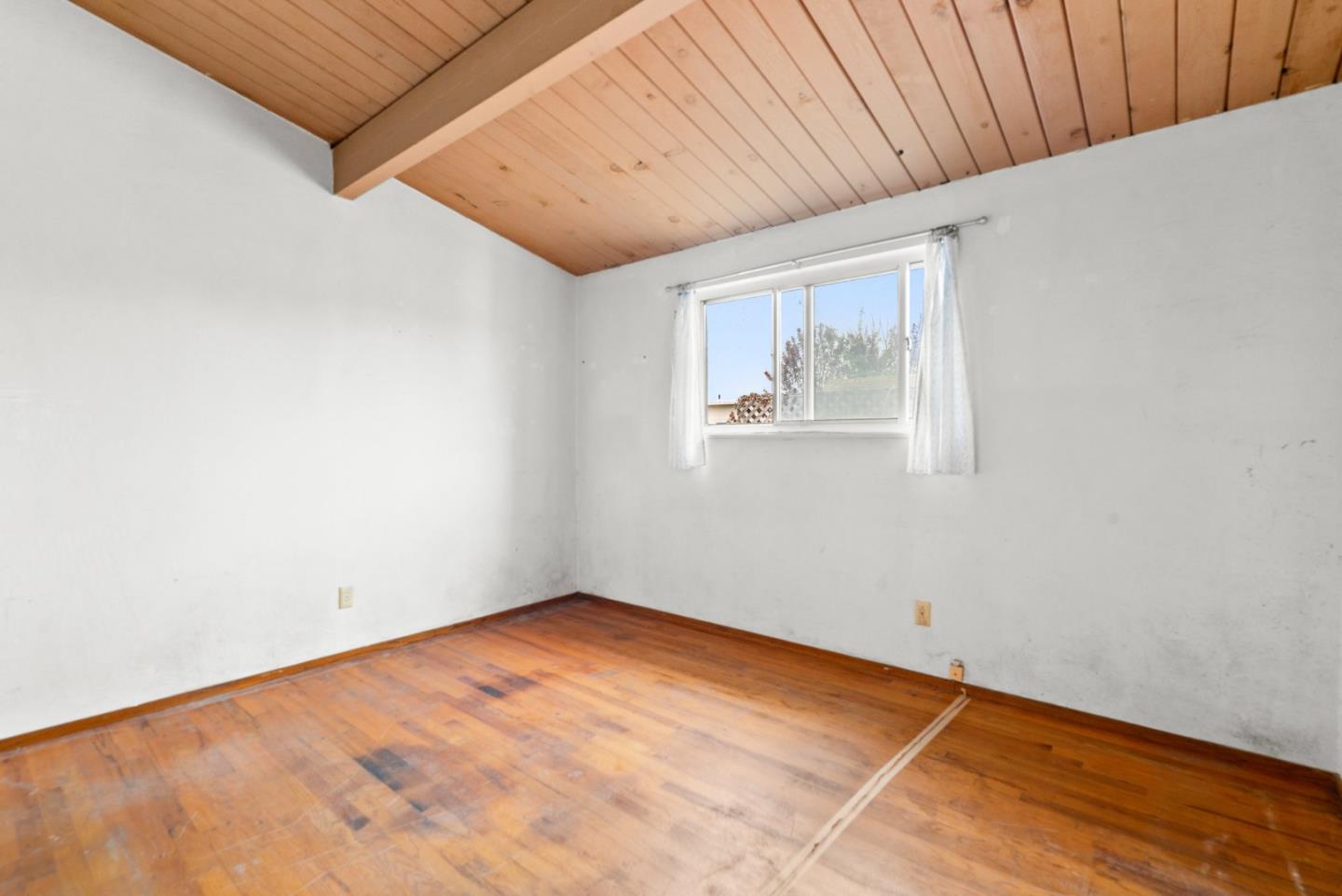 Detail Gallery Image 19 of 36 For 11 Struve Rd, Moss Landing,  CA 95039 - 3 Beds | 1/1 Baths