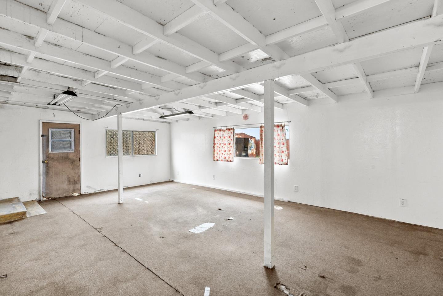 Detail Gallery Image 25 of 36 For 11 Struve Rd, Moss Landing,  CA 95039 - 3 Beds | 1/1 Baths