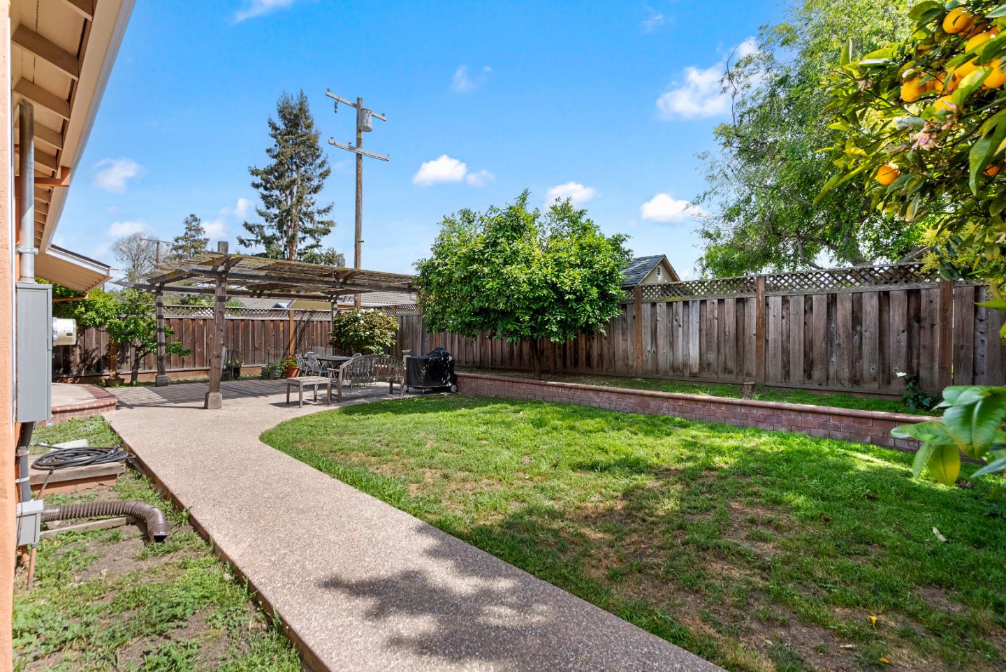 Detail Gallery Image 24 of 34 For 2440 Walnut Grove Ave, San Jose,  CA 95128 - 3 Beds | 1 Baths