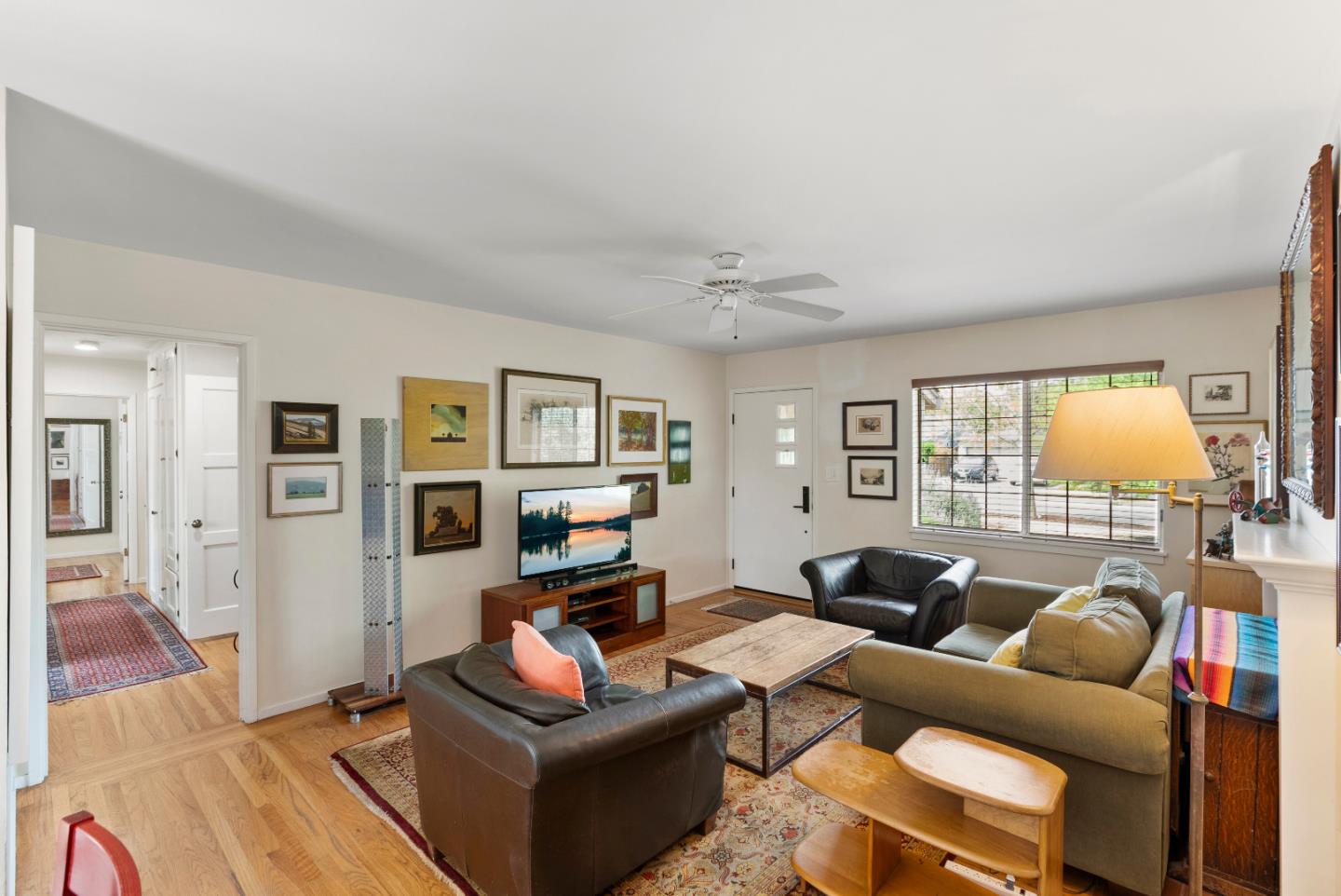 Detail Gallery Image 6 of 34 For 2440 Walnut Grove Ave, San Jose,  CA 95128 - 3 Beds | 1 Baths