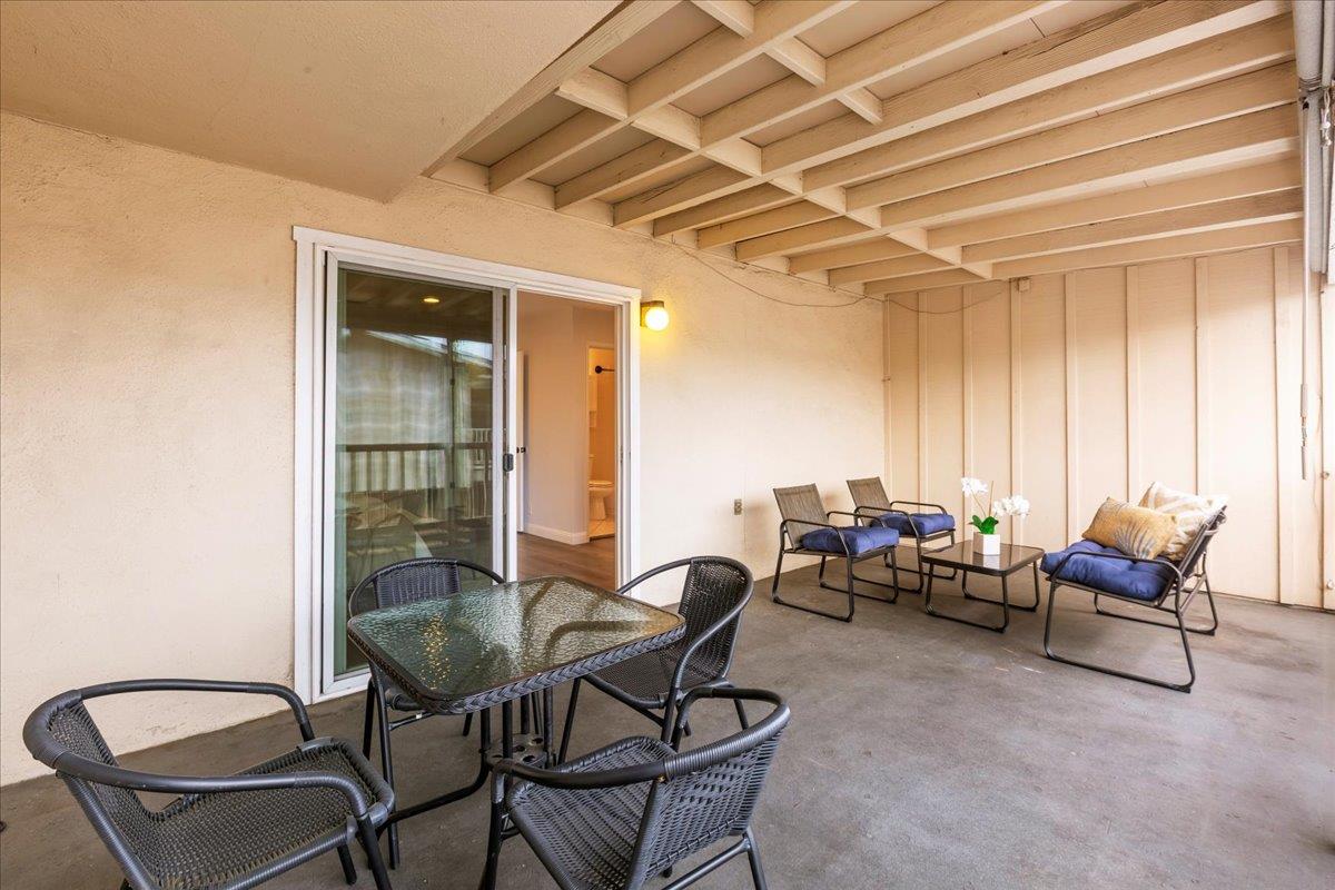 Detail Gallery Image 26 of 33 For 3385 La Selva St #F,  San Mateo,  CA 94403 - 3 Beds | 2 Baths