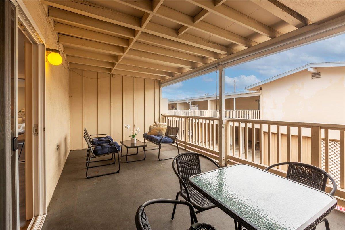 Detail Gallery Image 27 of 33 For 3385 La Selva St #F,  San Mateo,  CA 94403 - 3 Beds | 2 Baths