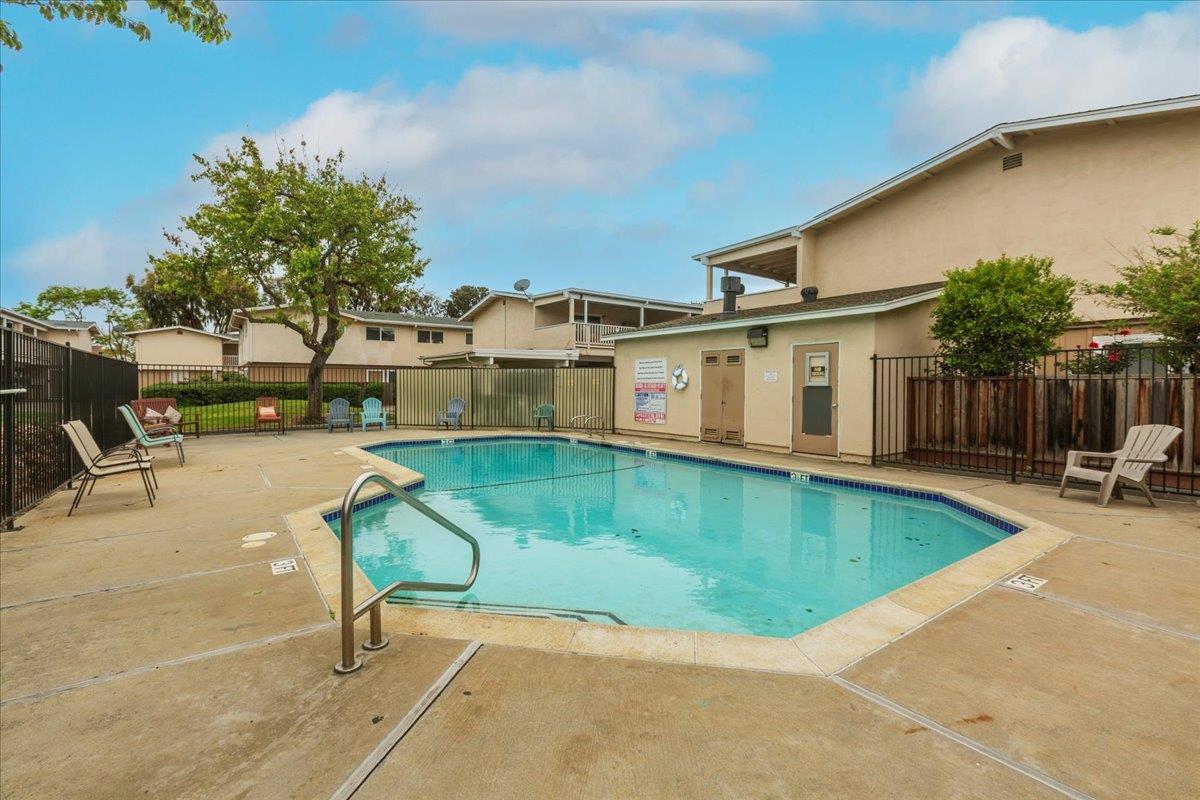 Detail Gallery Image 33 of 33 For 3385 La Selva St #F,  San Mateo,  CA 94403 - 3 Beds | 2 Baths