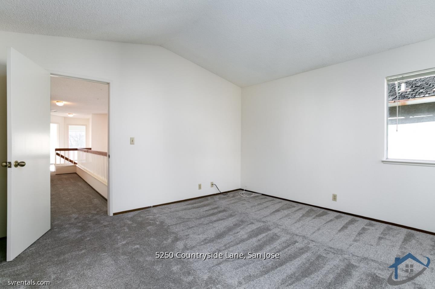 Detail Gallery Image 10 of 24 For 5250 Countryside Ln, San Jose,  CA 95136 - 4 Beds | 2/1 Baths