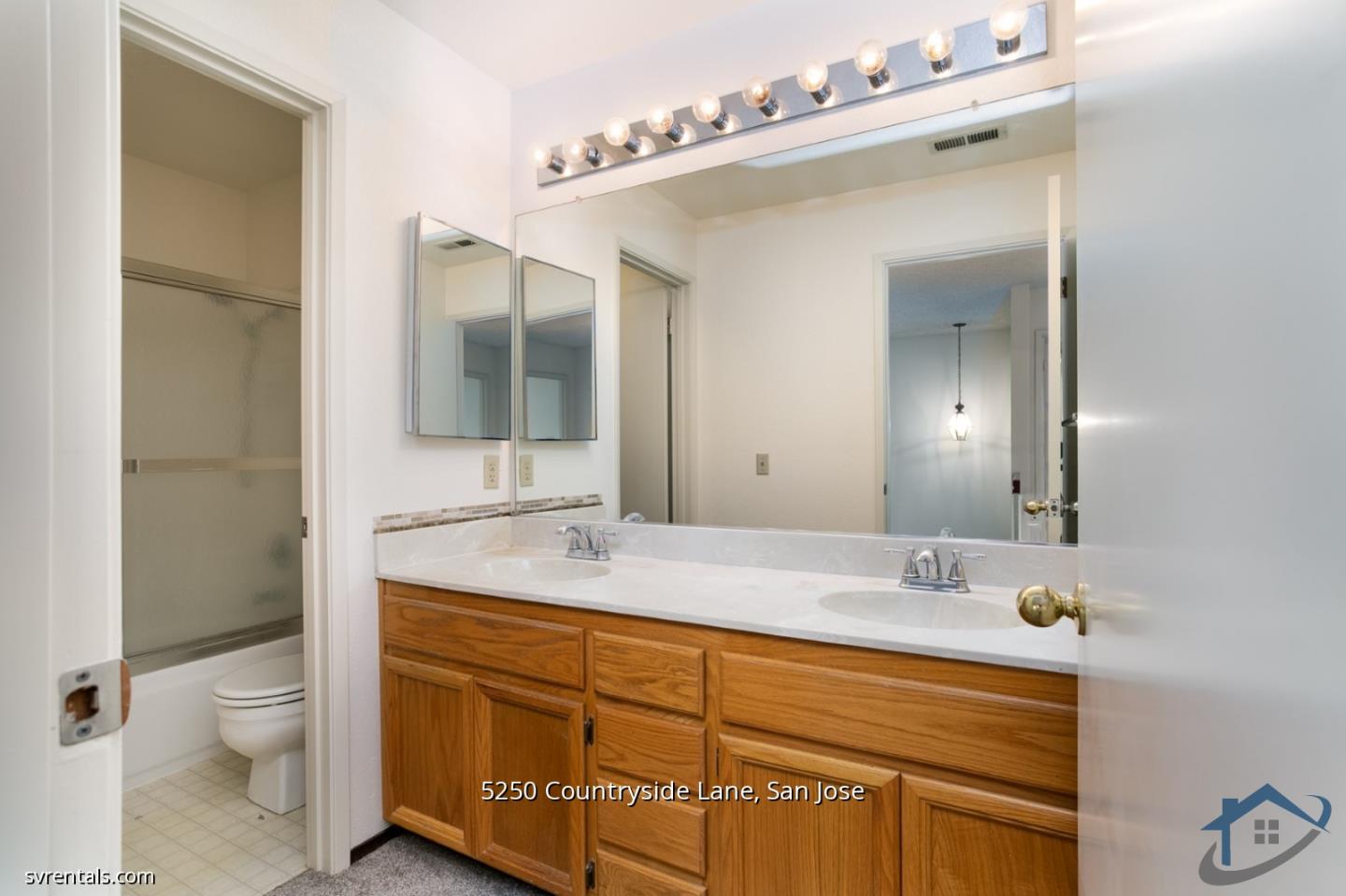 Detail Gallery Image 11 of 24 For 5250 Countryside Ln, San Jose,  CA 95136 - 4 Beds | 2/1 Baths