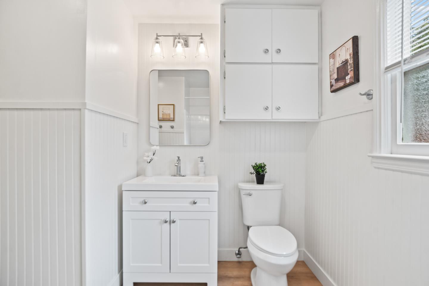 Detail Gallery Image 10 of 27 For 1418 Lenolt St, Redwood City,  CA 94063 - 2 Beds | 1 Baths