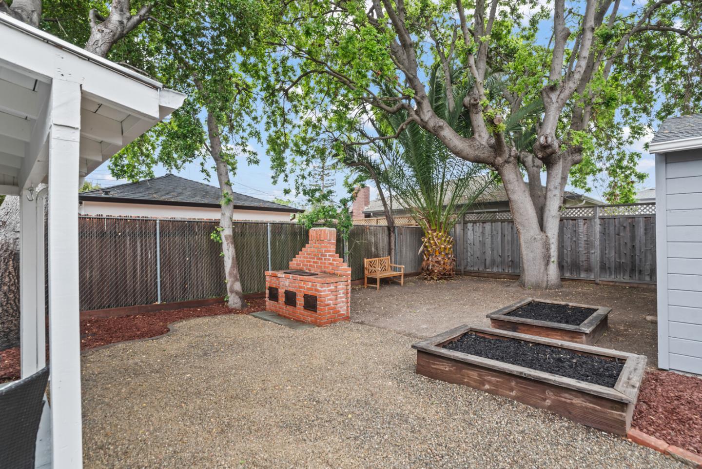 Detail Gallery Image 22 of 27 For 1418 Lenolt St, Redwood City,  CA 94063 - 2 Beds | 1 Baths
