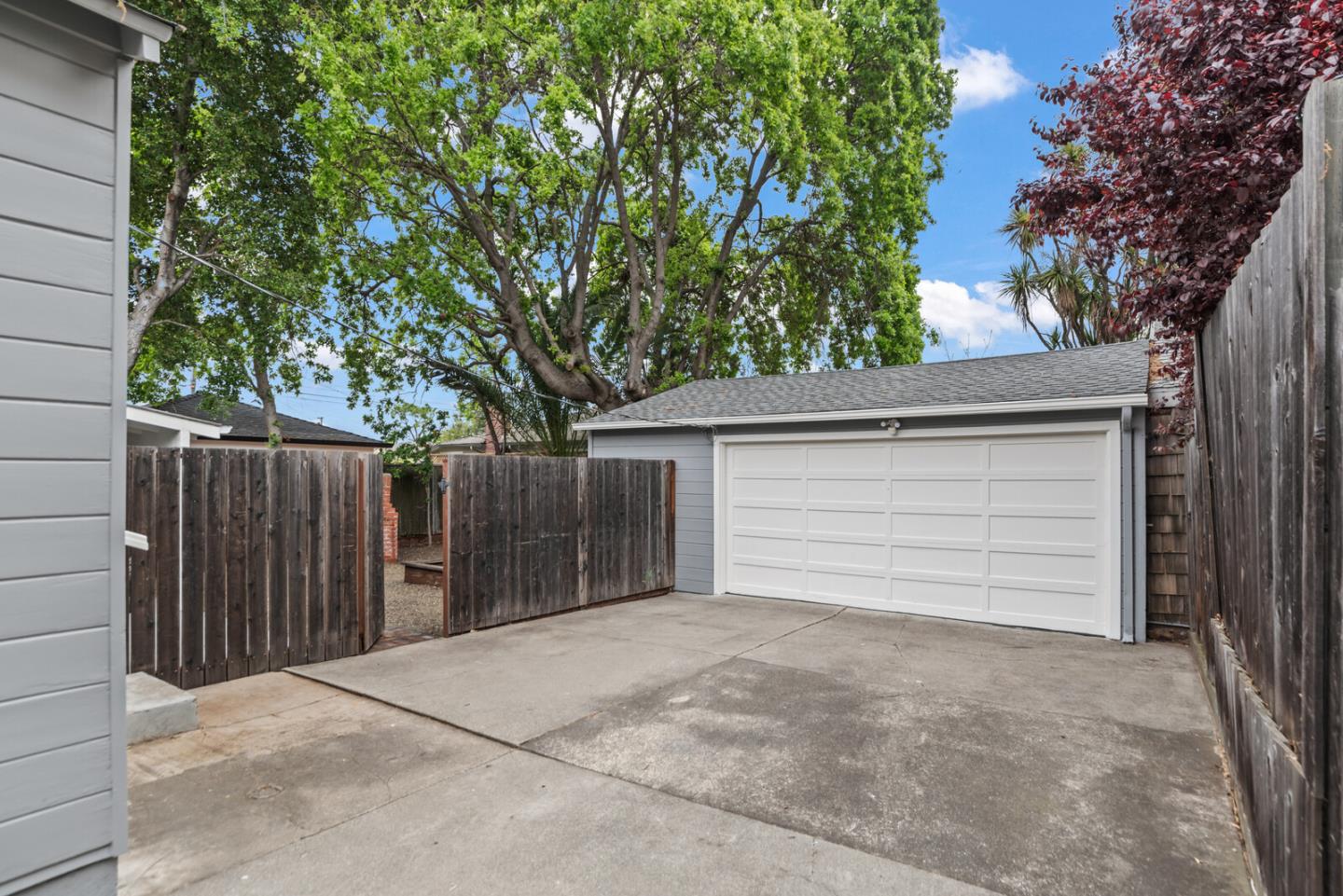 Detail Gallery Image 25 of 27 For 1418 Lenolt St, Redwood City,  CA 94063 - 2 Beds | 1 Baths