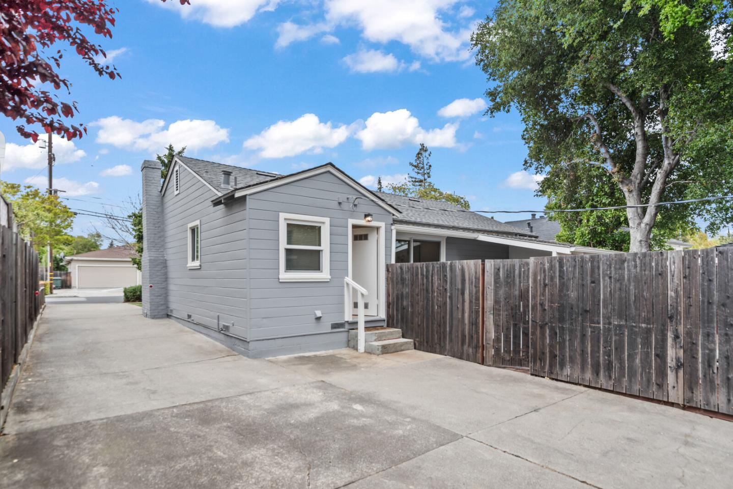 Detail Gallery Image 26 of 27 For 1418 Lenolt St, Redwood City,  CA 94063 - 2 Beds | 1 Baths
