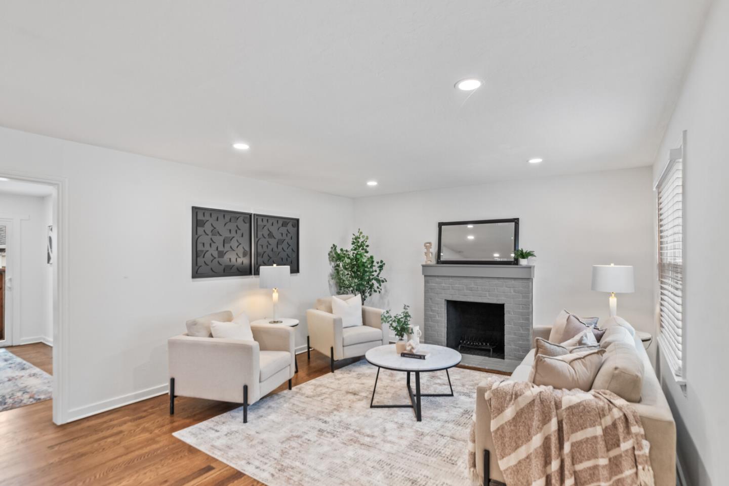 Detail Gallery Image 5 of 27 For 1418 Lenolt St, Redwood City,  CA 94063 - 2 Beds | 1 Baths