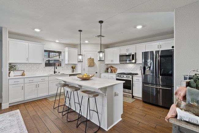 Detail Gallery Image 10 of 43 For 1618 Ryegrass Way, Los Banos,  CA 93635 - 5 Beds | 3 Baths