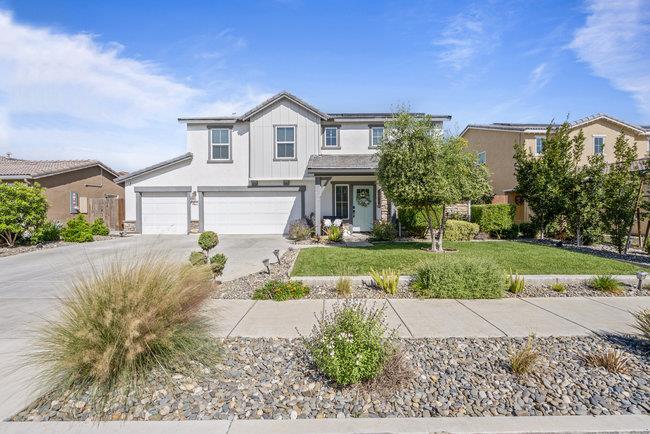 Detail Gallery Image 2 of 43 For 1618 Ryegrass Way, Los Banos,  CA 93635 - 5 Beds | 3 Baths