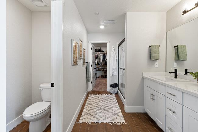 Detail Gallery Image 25 of 43 For 1618 Ryegrass Way, Los Banos,  CA 93635 - 5 Beds | 3 Baths