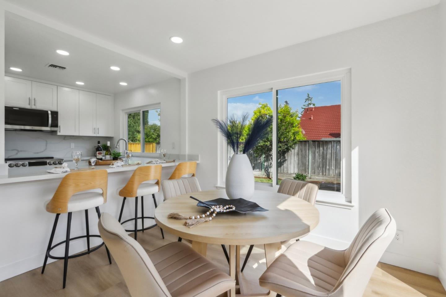 Detail Gallery Image 10 of 34 For 3039 Vesuvius Ln, San Jose,  CA 95132 - 4 Beds | 2 Baths