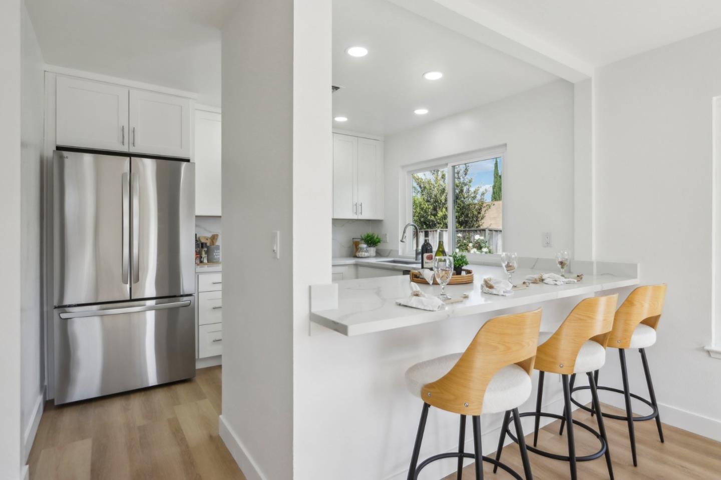Detail Gallery Image 12 of 34 For 3039 Vesuvius Ln, San Jose,  CA 95132 - 4 Beds | 2 Baths
