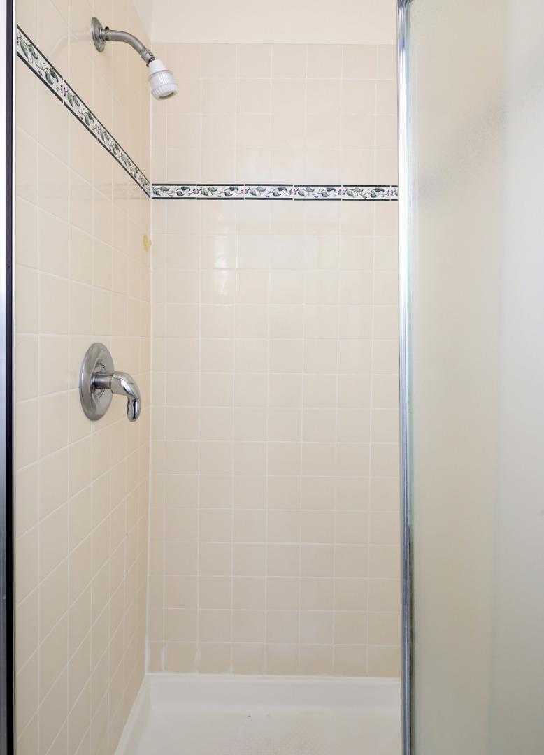 Detail Gallery Image 11 of 22 For 1318 Guerrero Ct, Milpitas,  CA 95035 - 4 Beds | 2 Baths