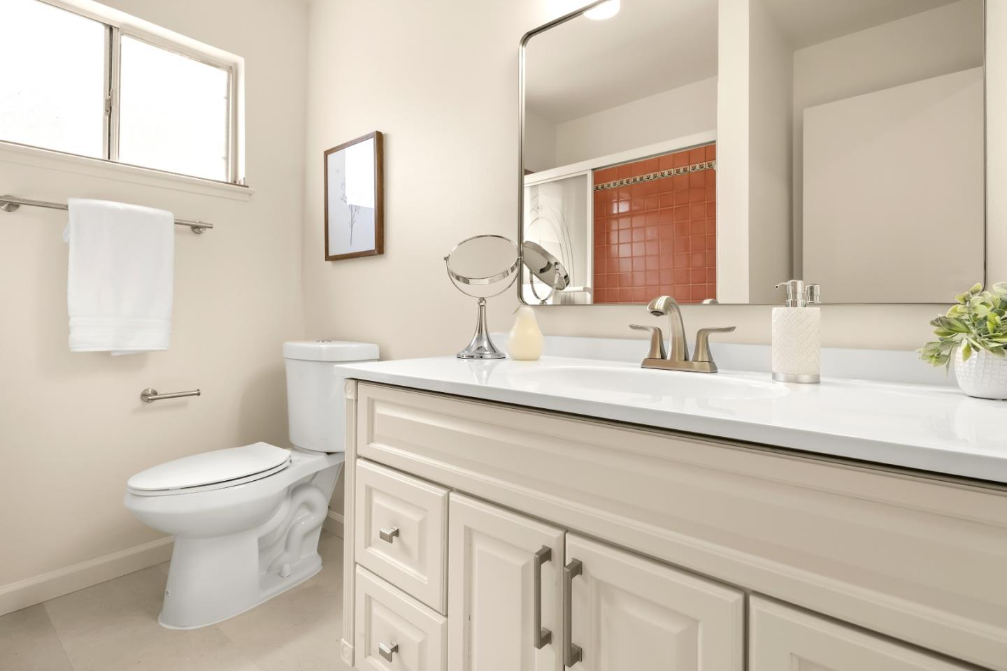 Detail Gallery Image 14 of 22 For 1318 Guerrero Ct, Milpitas,  CA 95035 - 4 Beds | 2 Baths