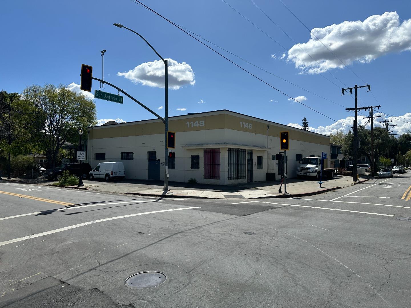 Detail Gallery Image 7 of 9 For 1148 E San Antonio St, San Jose,  CA 95116 - – Beds | – Baths