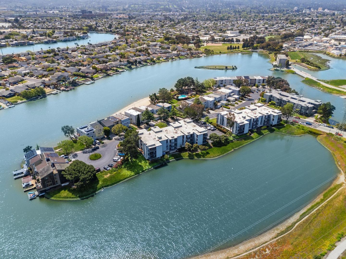Detail Gallery Image 31 of 35 For 651 Port Dr #205,  San Mateo,  CA 94404 - 2 Beds | 2 Baths
