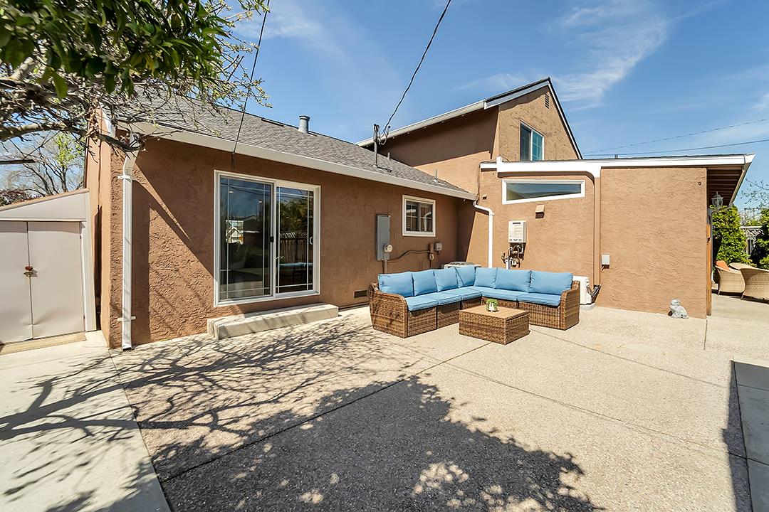 Detail Gallery Image 19 of 32 For 84 Lavonne Dr, Campbell,  CA 95008 - 4 Beds | 3 Baths