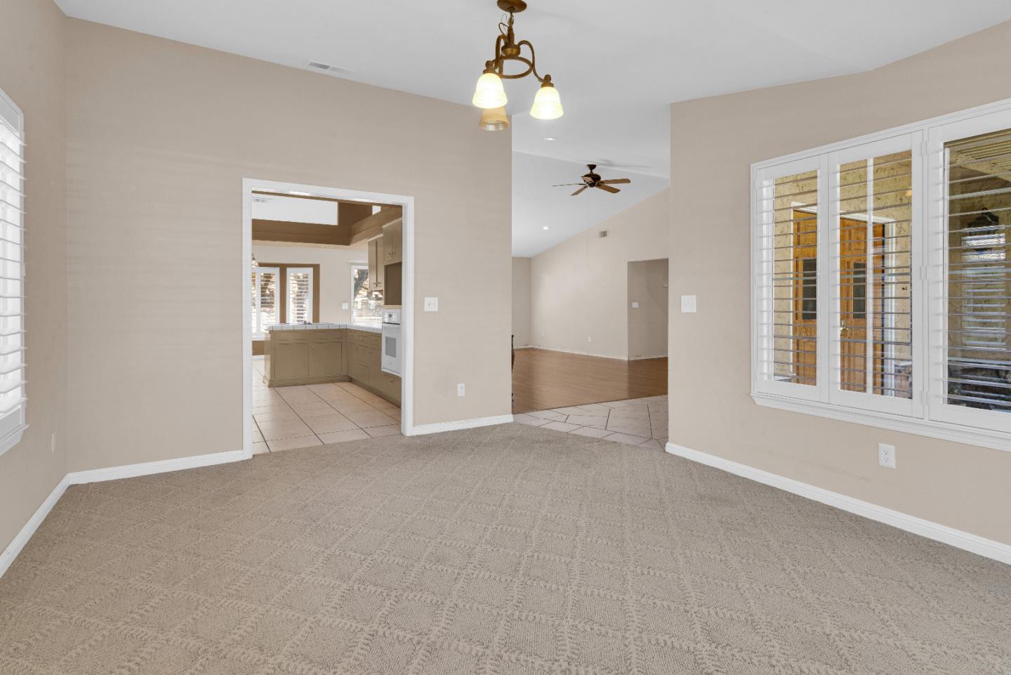 Detail Gallery Image 5 of 28 For 46435 Pine Meadow Pl, King City,  CA 93930 - 3 Beds | 2 Baths