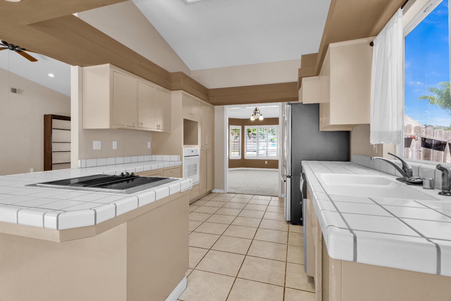 Detail Gallery Image 7 of 28 For 46435 Pine Meadow Pl, King City,  CA 93930 - 3 Beds | 2 Baths